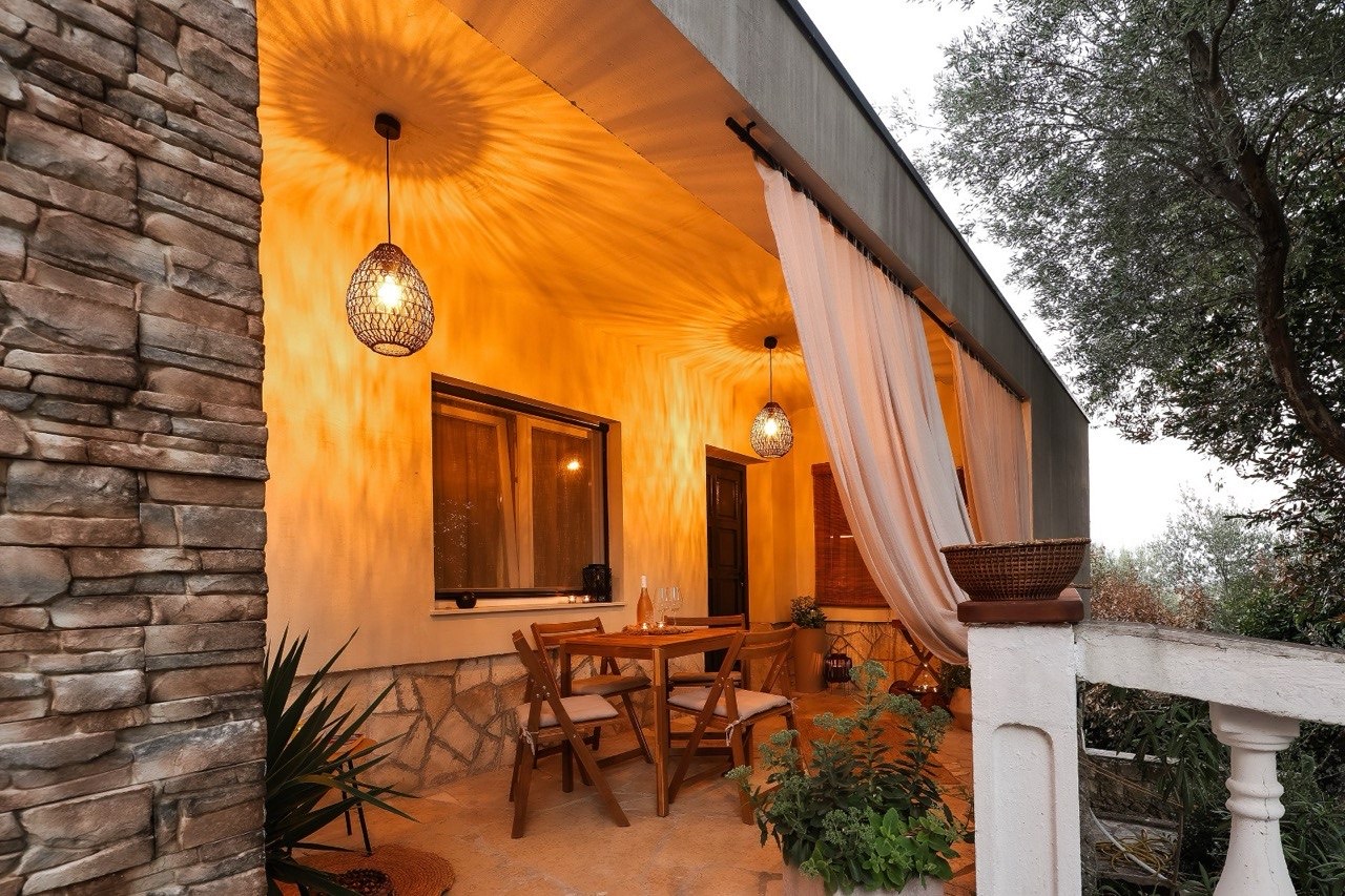 Terasa apartmana La Casa 12.07 u suton